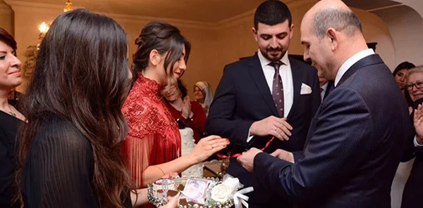 Bakan Soylu, Sapanca'da Nişan Törenine Katıldı