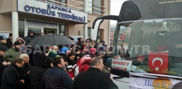 Umre Kafilesi Uğurlandı