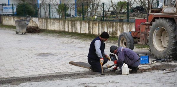 Yeni Mahalle'de Yağmur Suyu Çalışması