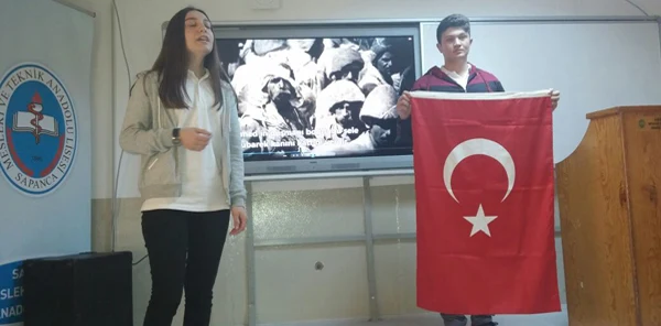 18 Mart Şehitler Günü'nde Duygu Yüklü Program