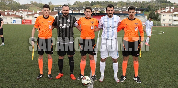 Akademi Kötü Başladı