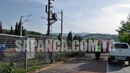 Tren Yolunda Sinyalizasyon Trafosu Yandı