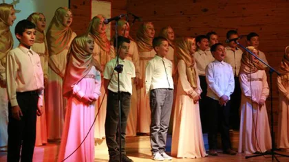 Yine Muhteşem Bir Program