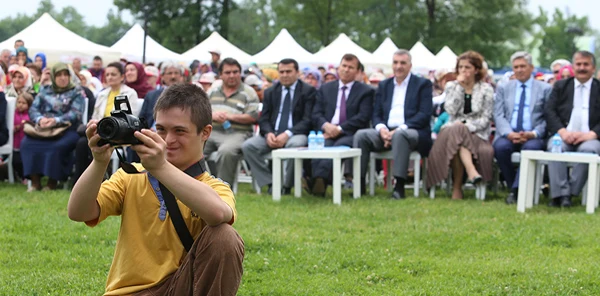 Engelliler Şenliği'nde Bir Araya Geldiler