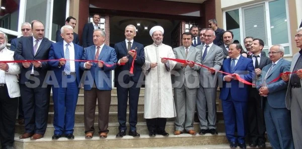Görmez Çok Amaçlı Kuran Kursu Açılışını Yaptı