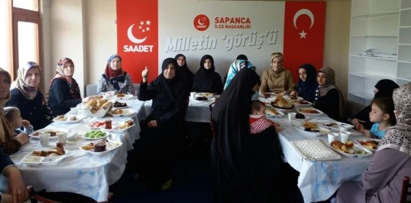 SAADET'te Hanımların Yeni Başkanı Ayşe Mülayim
