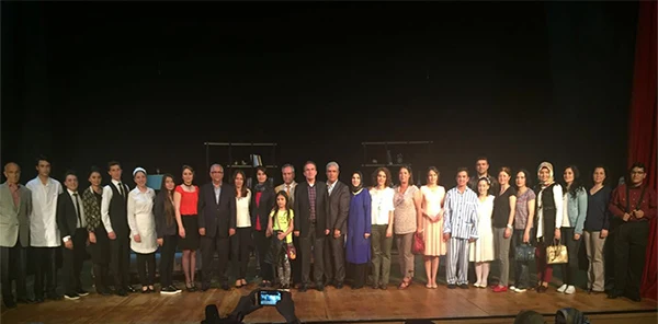 Sapanca Anadolu METEM'den Muhteşem Tiyatro Gösterimi