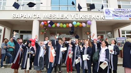 'Anne Üniversitesi' İlk Mezunlarını Verdi