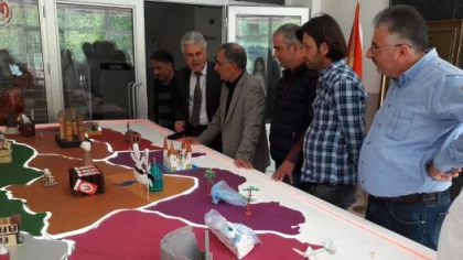 Öğrencilerden Işıklı Türkiye Haritası