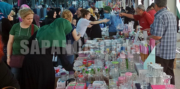Pazarın En Yoğun Standı
