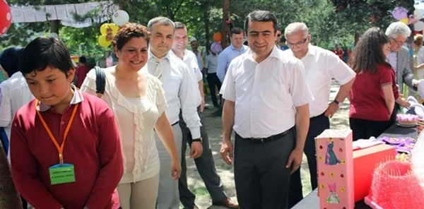 Sinan Göksun Ortaokulu Yıl Sonu Şenliği Düzenlendi