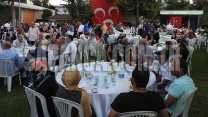 MHP Sapanca İftar Düzenledi