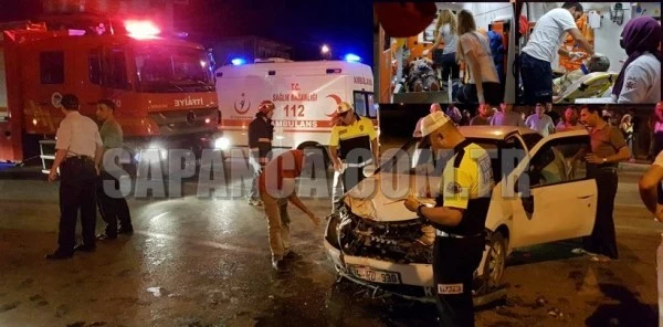 Sapanca'da Meydana Gelen Trafik Kazasında 3 Kişi Yaralandı