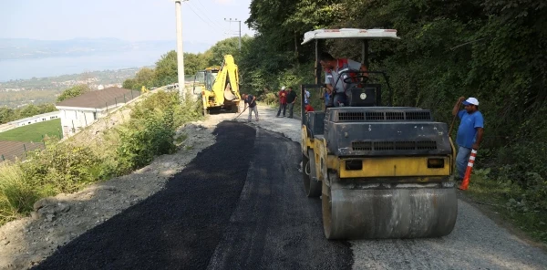 Kurtköy Dibektaş'ta Yollar Düzenleniyor