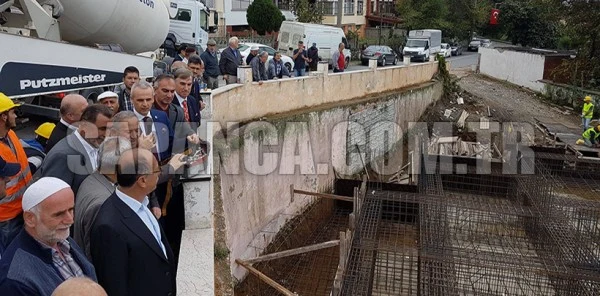 Yanan Yüzevler Camisi Yeniden Yapılıyor