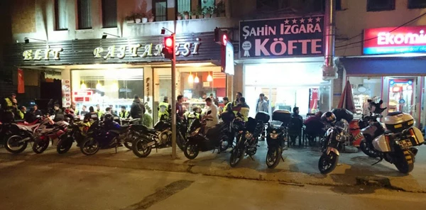 Hayırlı Olsuna Geldiler