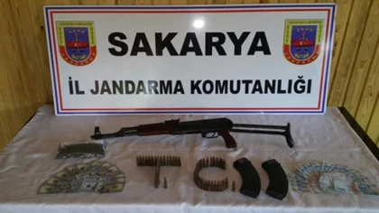 Esrar Ararken Kalaşnikof Buldular