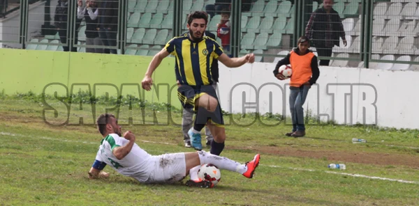 Kırkpınarspor: 1 - Altınova Belediyespor: 4