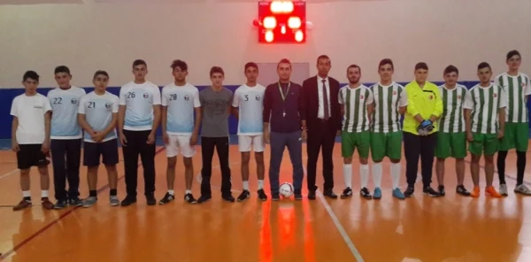 Sapanca İmam Hatip Lisesi Futsal Turnuvası Başladı