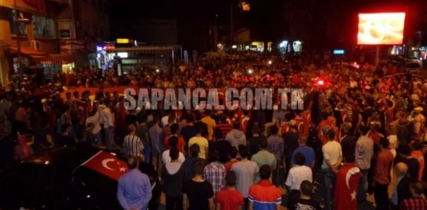 Sapanca'da Teröre Tepki Yürüyüşü Düzenleniyor