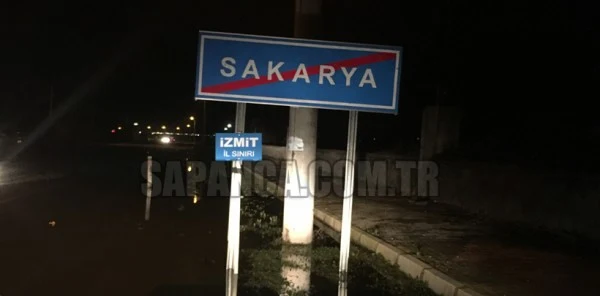 Sapanca Sınırına 'İzmit İl Sınırı' Tabelası