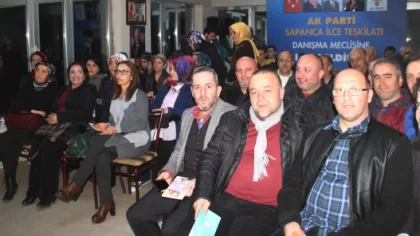 AK Parti'de Gündem Referandum