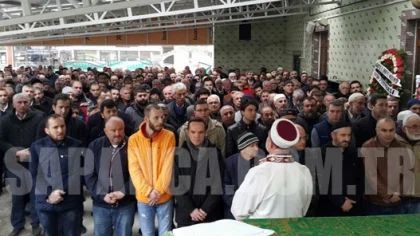 Sapanca Gençlikspor Eski Başkanı Bülent Pulat'ın Annesi Vefat Etti