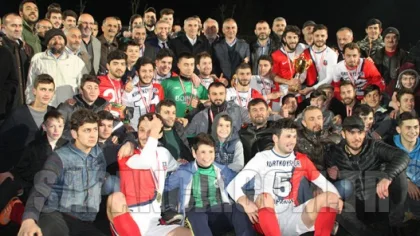 Başkanlık Kupası Sapanca Kurtköyspor'un