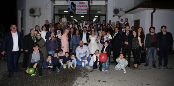 Bir Ömür Birlikteliğe İmza Attılar