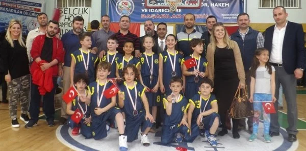 Kırkpınarsporlu Juniorlar Potada