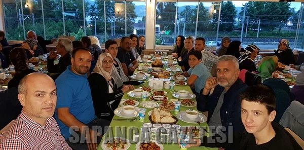 Çiçek Sülalesi İftarda Buluştu