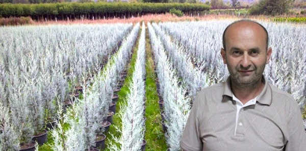 Hükümete Teşekkür Büyükşehire Eleştiri