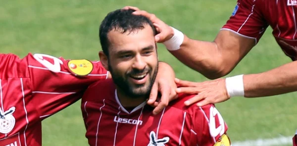 Uslu, Sol Bek'in Gözdesi