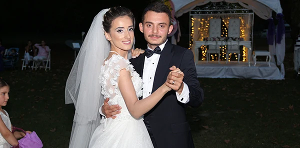 Mine ve İlker Mutluluğa 'Evet' Dedi
