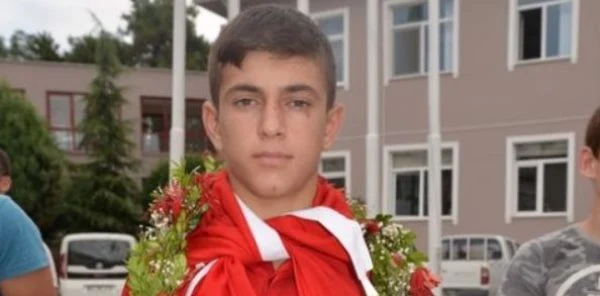 Sapancalı Güreşçi Avrupa 3.'sü Oldu