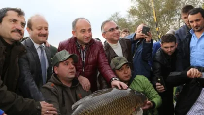 Sapanca Gölü'nde 1 Hafta Ara ile 2 Yarışma