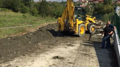 Ünlüce'de Yol Genişletme Çalışması