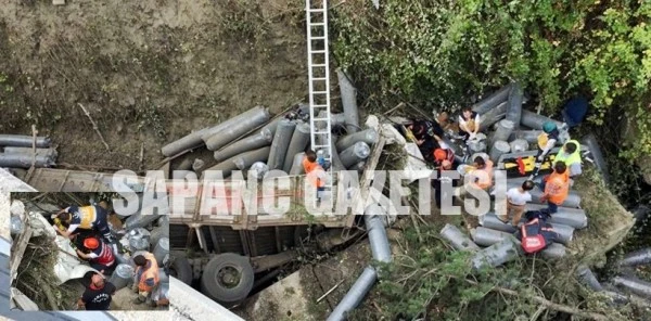 TEM Sapanca Geçişinde Can Pazarı Ekipler Seferber Oldu