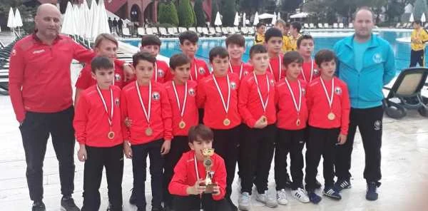 Alkışlar Akademispor'un Minik Futbolcularına