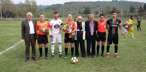 Kurtköyspor, Hendek'ten Puansız Döndü