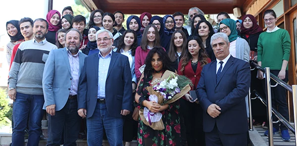 Şairler Sapanca'da Öğrencilerle Buluştu