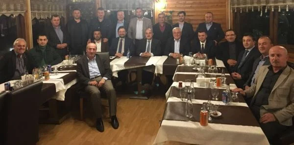 AK Parti'de İlçe Başkanları Toplandı