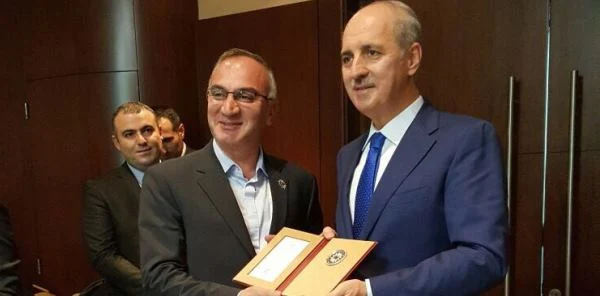 Bakandan Yılmazer'e Teşekkür Beratı