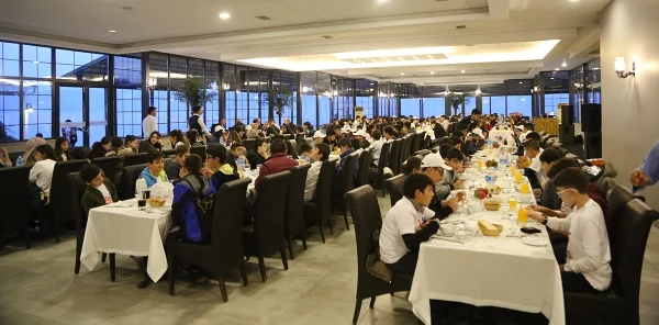 Erzincanlı Öğrenciler Sapanca'yı Gezdi