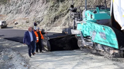 Sapanca İkramiye Mahallesi Grup Yolu Asfaltlanıyor