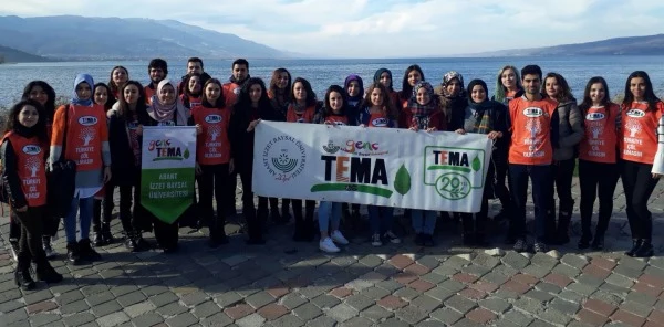 Aibü Genç Tema'dan Sapanca Gezisi