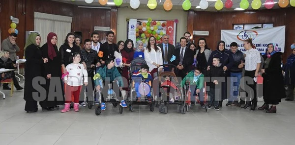 Renkler Engel Tanımaz