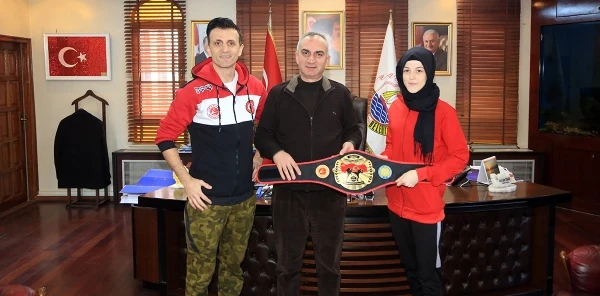 Şampiyondan Başkana Ziyaret