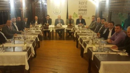 AK Parti'de İlçe Başkanları Toplandı