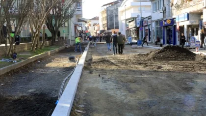Çarşıiçi Projesi'nde Sıra Kaldırımlarda